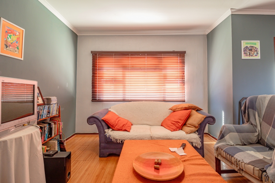 2 Bedroom Property for Sale in Claremont Western Cape